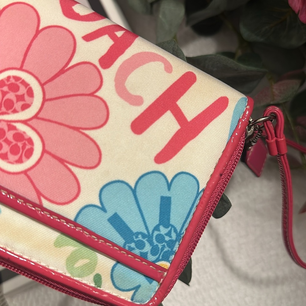 Coach Floral Wallet - Pink and Multicolor - Picture 5 of 10